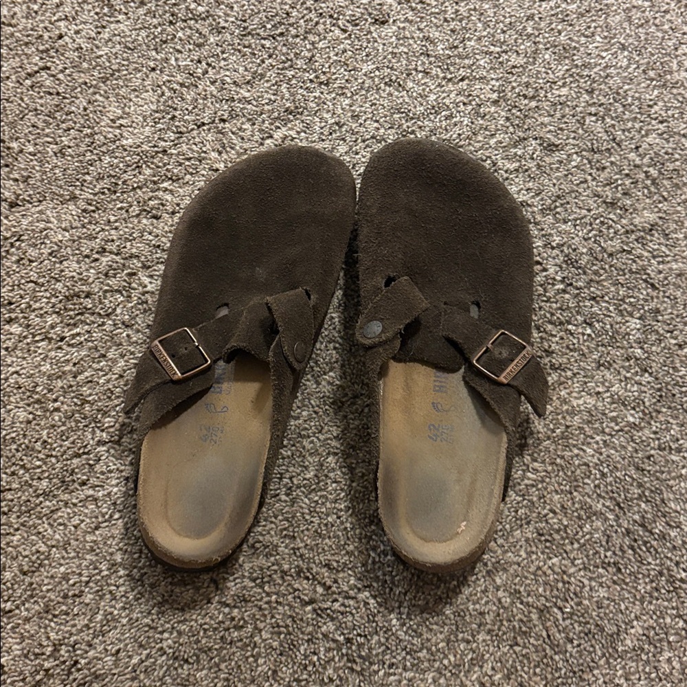 Birkenstock Suede Sandals in Dark Brown